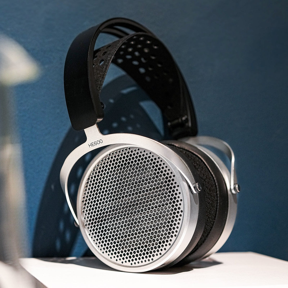 HiFiMan HE600